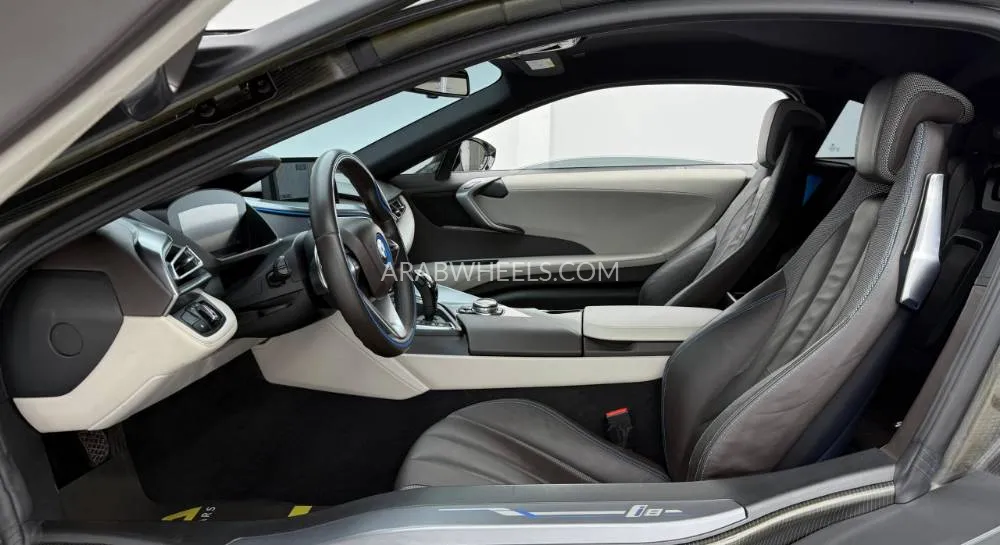 BMW i8 2015 for Sale in Dubai Image-9