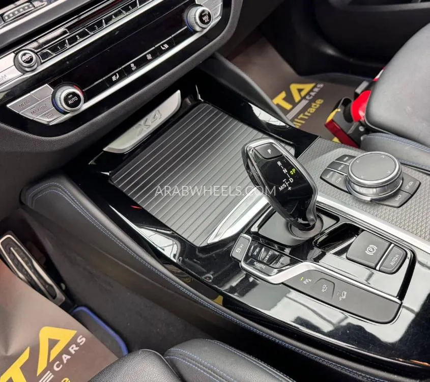 بي إم دبليو X4 2018 for Sale in دبي Image-10