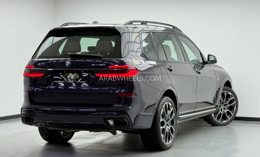 BMW X7 2024 for Sale in Dubai Image-4