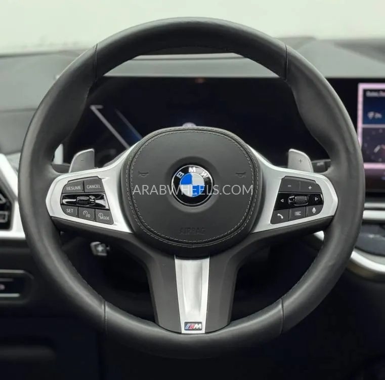 BMW X7 2025 for Sale in Dubai Image-9