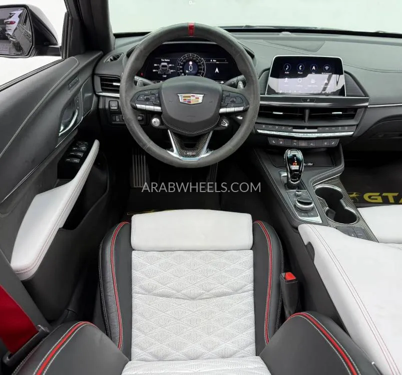 Cadillac CT4 2023 for Sale in Dubai Image-14