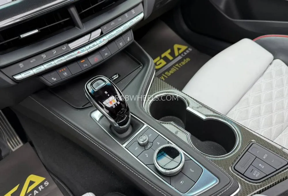 Cadillac CT4 2023 for Sale in Dubai Image-17