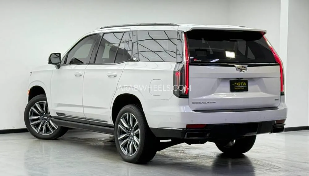كاديلاك إسكاليد 2022 for Sale in دبي Image-4