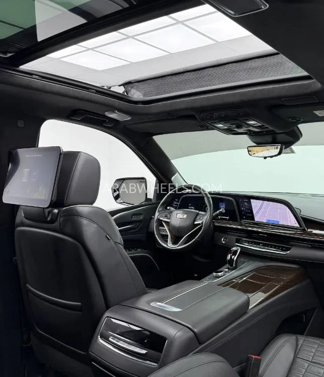 كاديلاك إسكاليد 2022 for Sale in دبي Image-13