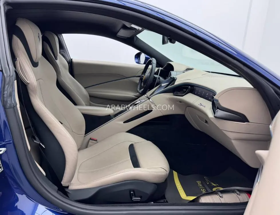 Ferrari Roma 2024 for Sale in Dubai Image-11