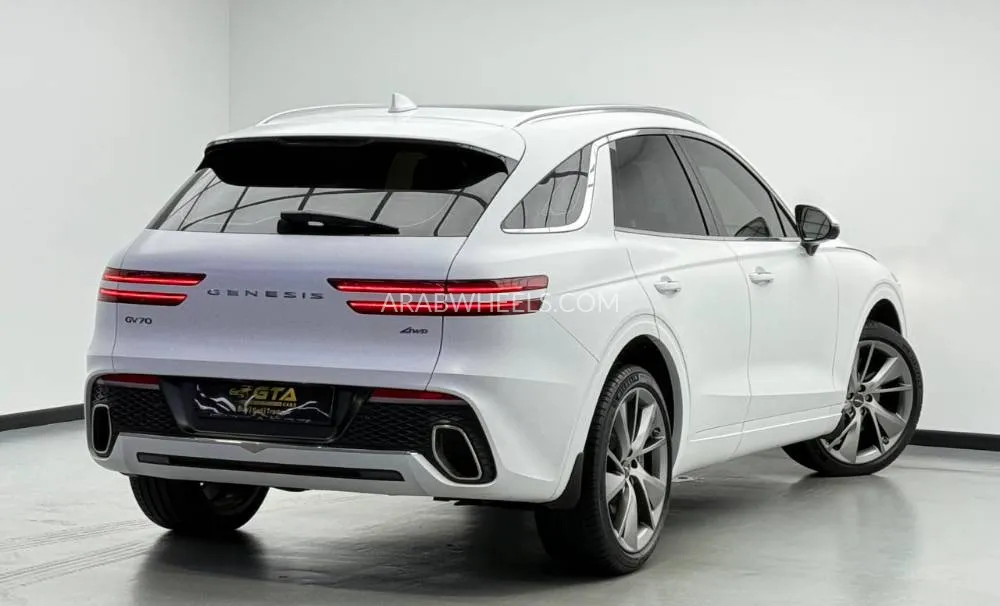 Genesis GV70 2024 for Sale in Dubai Image-4