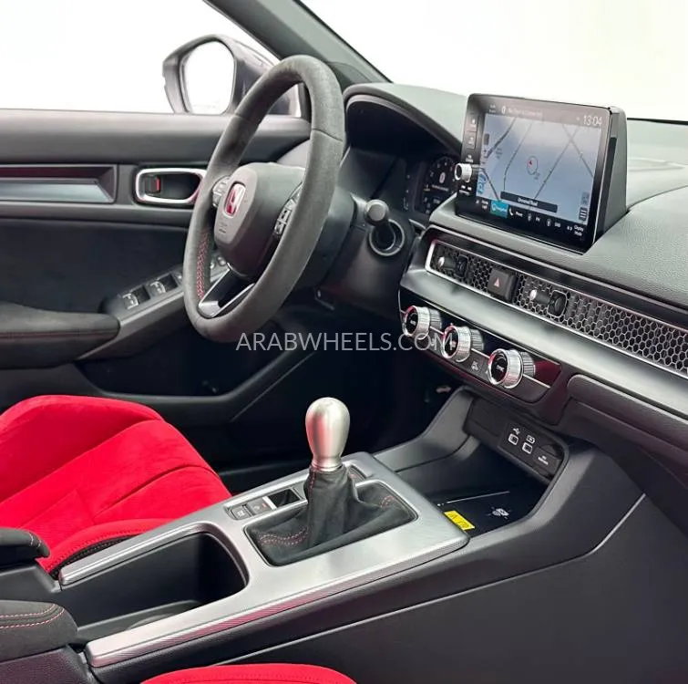 هوندا سيفيك 2024 for Sale in دبي Image-13