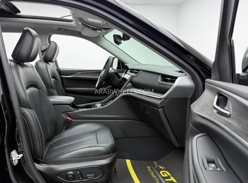 جيب شيروكي 2020 for Sale in دبي Image-9