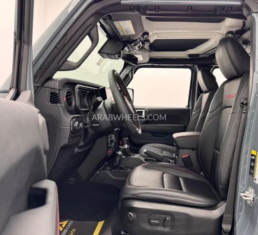 Jeep Wrangler 2024 for Sale in Dubai Image-13