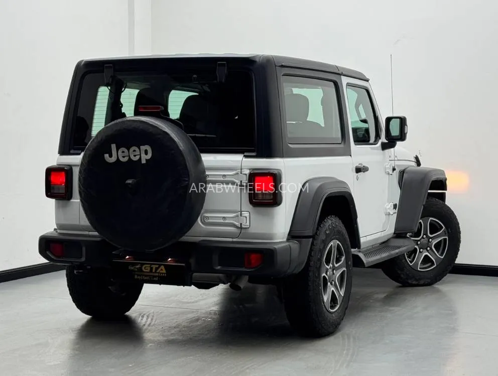 Jeep Wrangler 2023 for Sale in Dubai Image-4