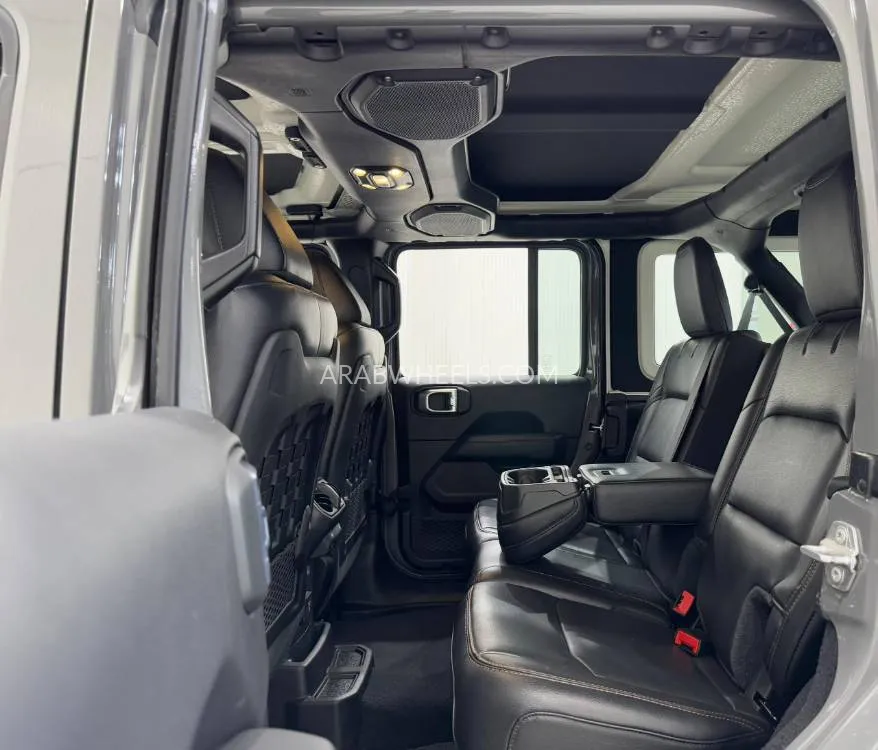 Jeep Wrangler 2021 for Sale in Dubai Image-17
