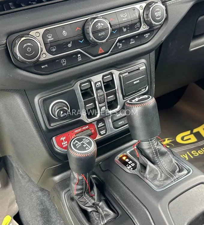 جيب رانجلر 2024 for Sale in دبي Image-13