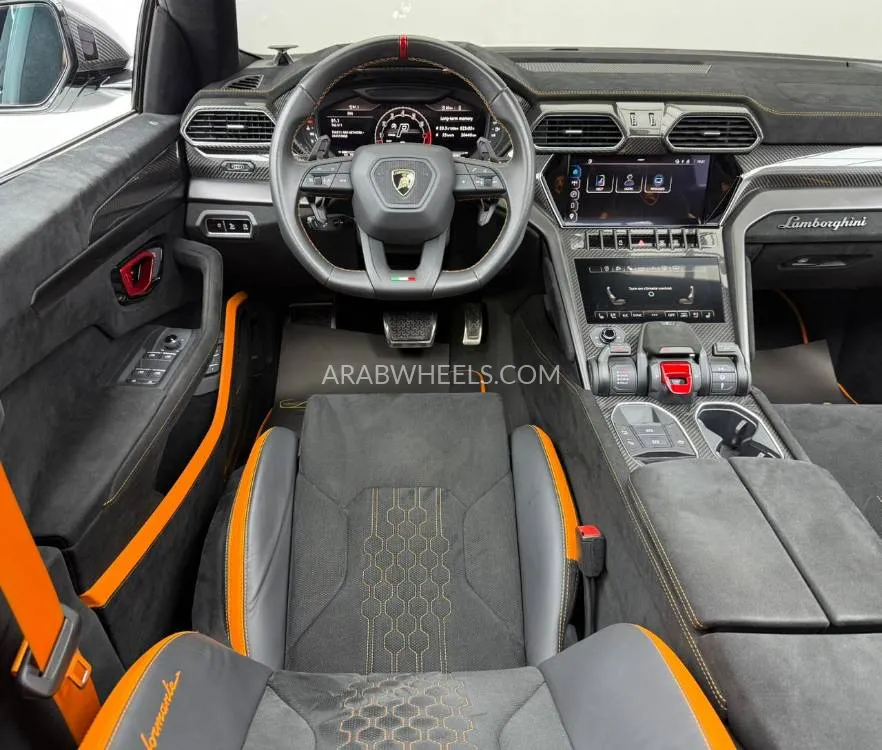 Lamborghini Urus 2023 for Sale in Dubai Image-14