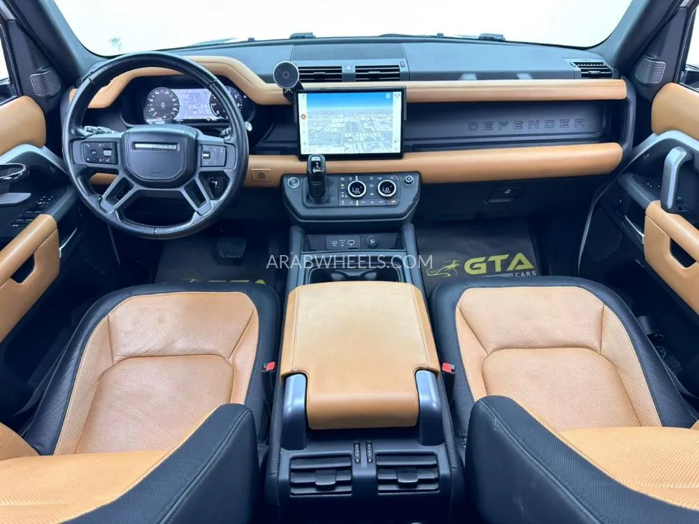 Land Rover Defender 2023 for Sale in Dubai Image-10