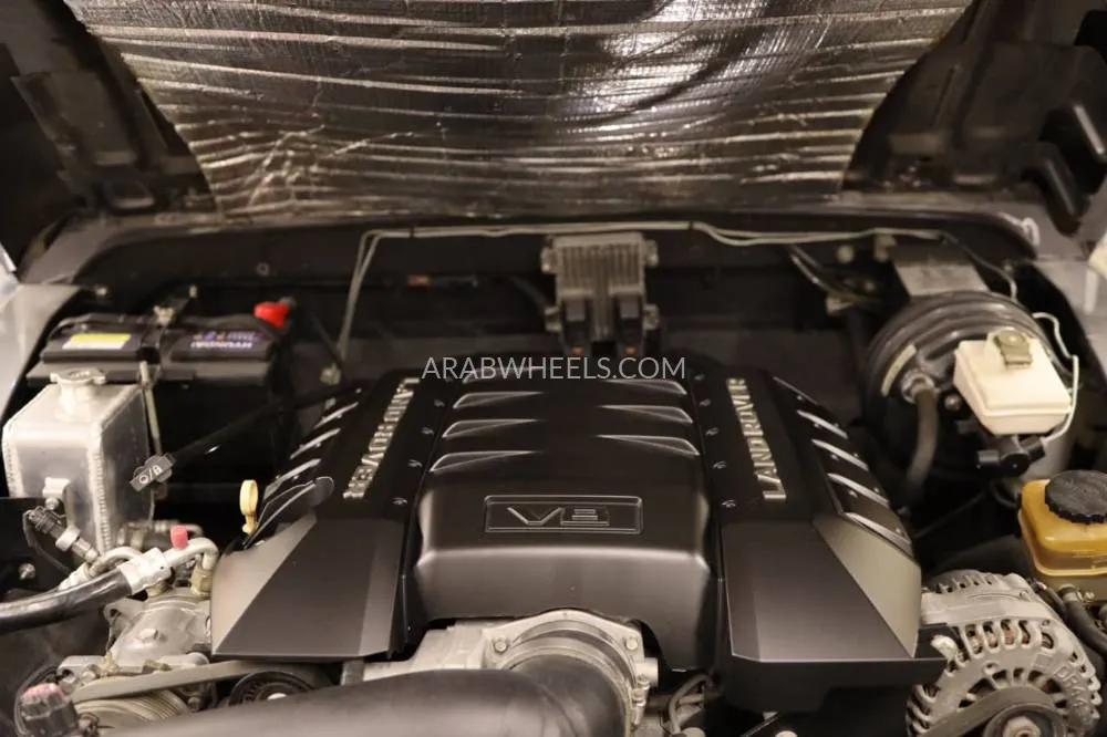 لاند روفر ديفندر 1988 for Sale in دبي Image-19