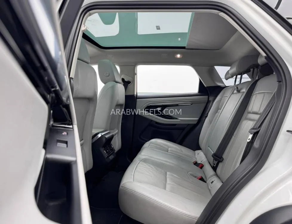 لاند روفر رينج روفر إيفوك 2020 for Sale in دبي Image-13