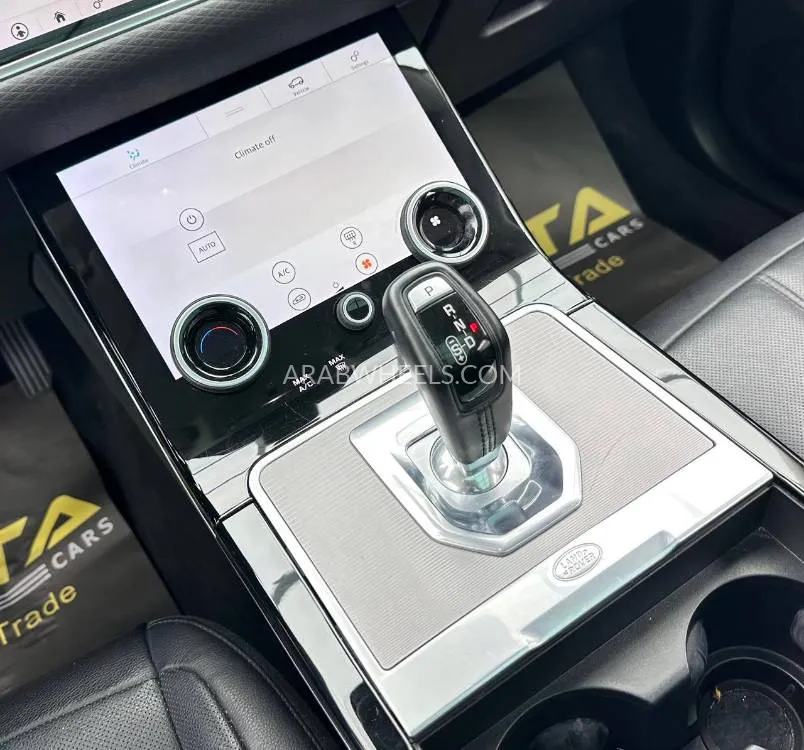 لاند روفر رينج روفر إيفوك 2020 for Sale in دبي Image-14