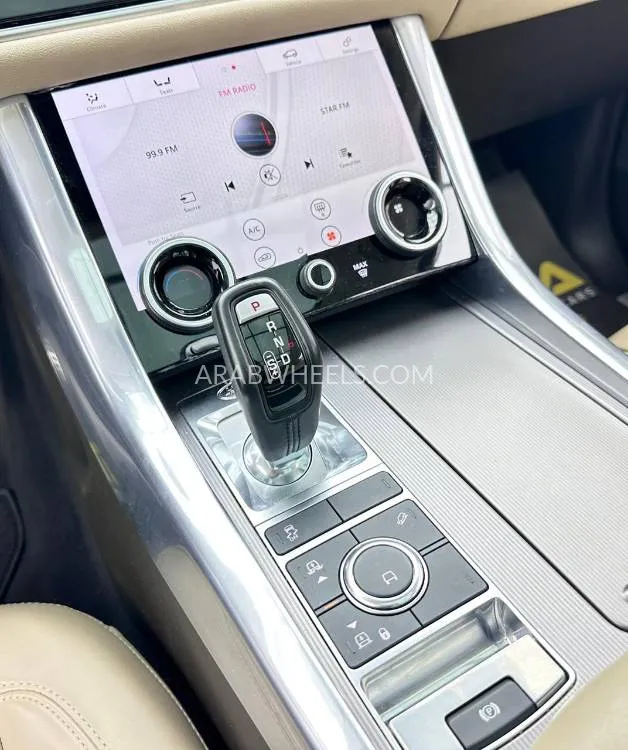 لاند روفر رينج روفر سبورت 2020 for Sale in دبي Image-14