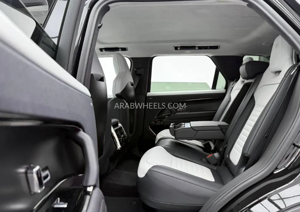 لاند روفر رينج روفر سبورت 2024 for Sale in دبي Image-16