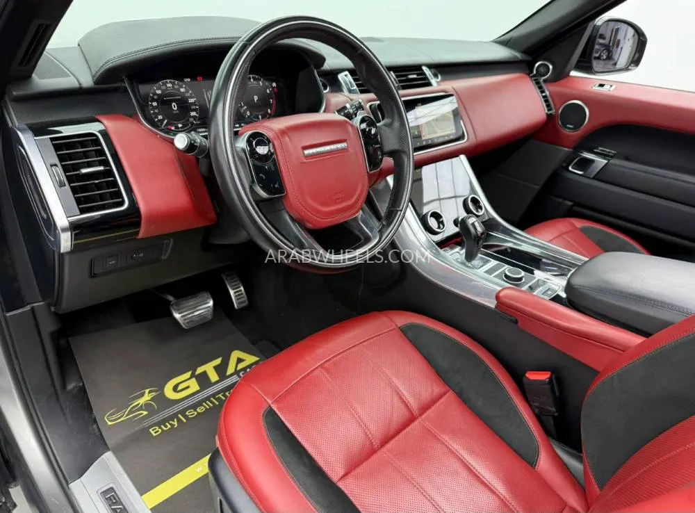 Land Rover Range Rover Sport 2018 for Sale in Dubai Image-11