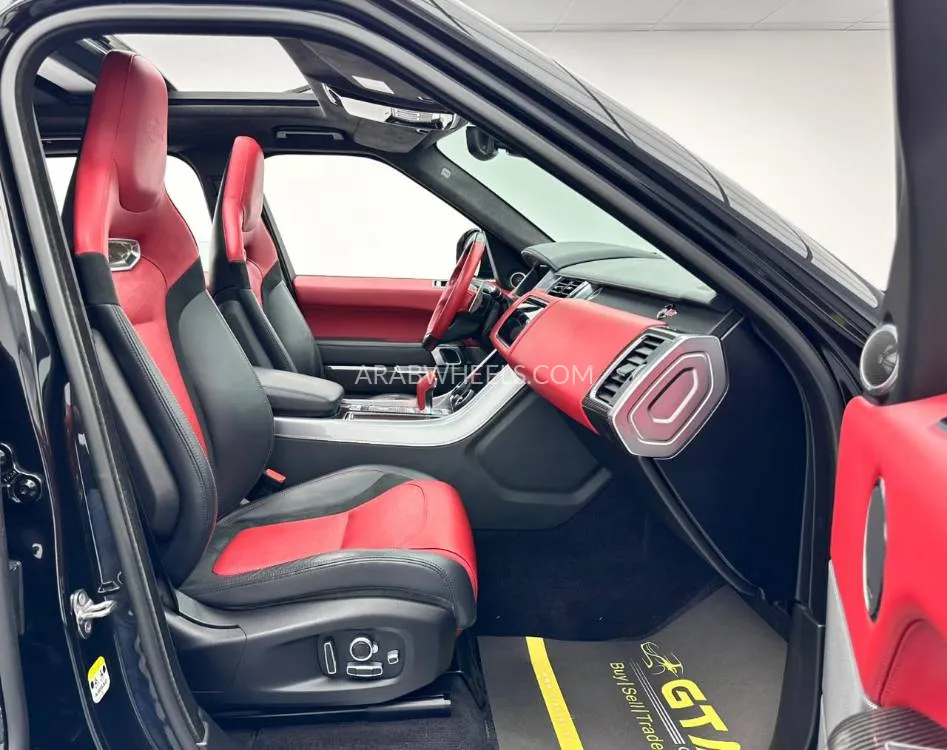 Land Rover Range Rover Sport 2021 for Sale in Dubai Image-17