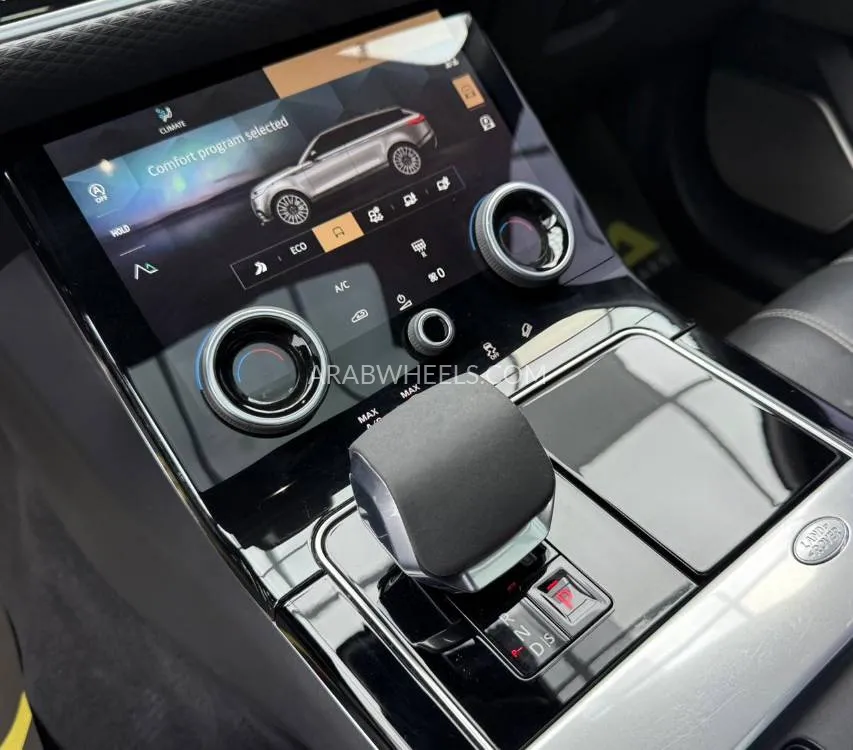 لاند روفر رينج روفر فيلار 2021 for Sale in دبي Image-18