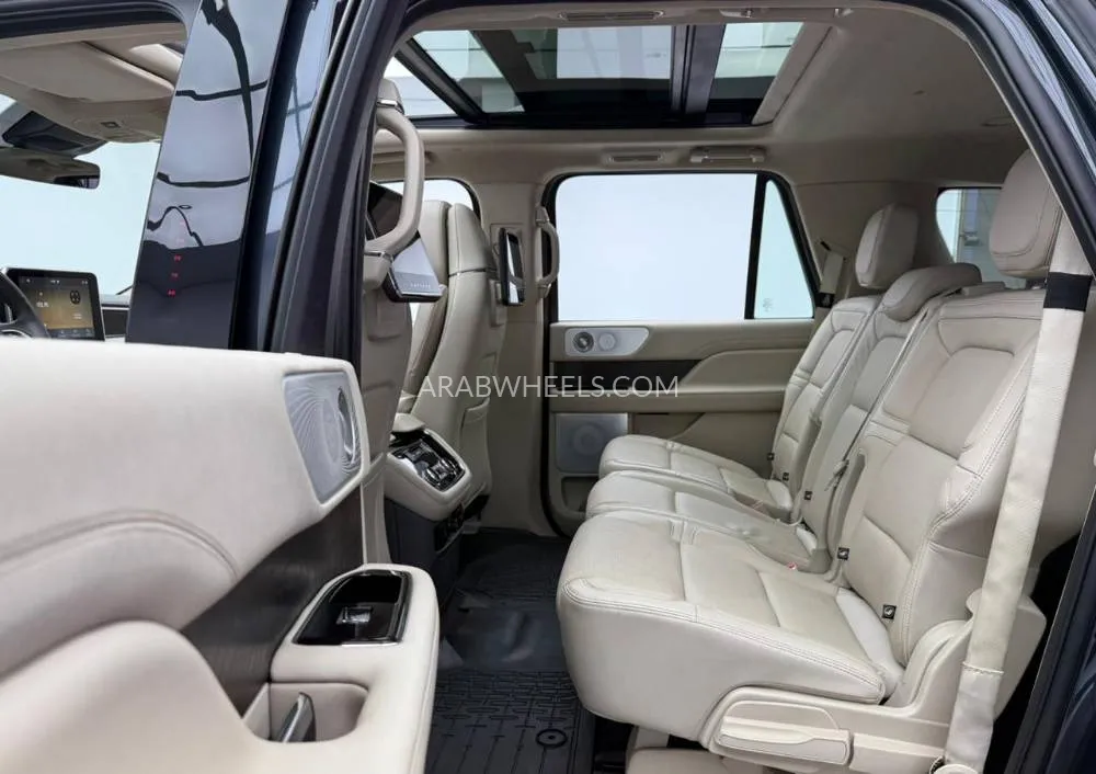 لينكون نافيجيتور 2021 for Sale in دبي Image-19