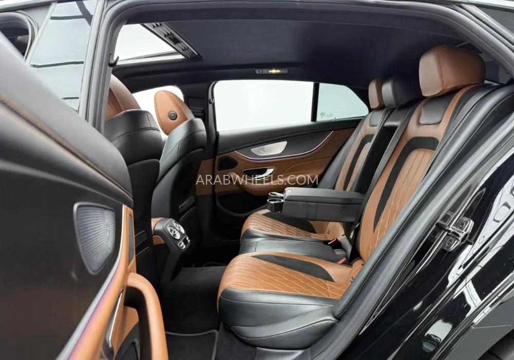 مرسيدس بنز AMG جي تي 2019 for Sale in دبي Image-17