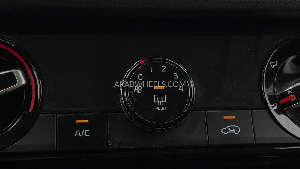 Kia Seltos 2021 for Sale in Dubai Image-41