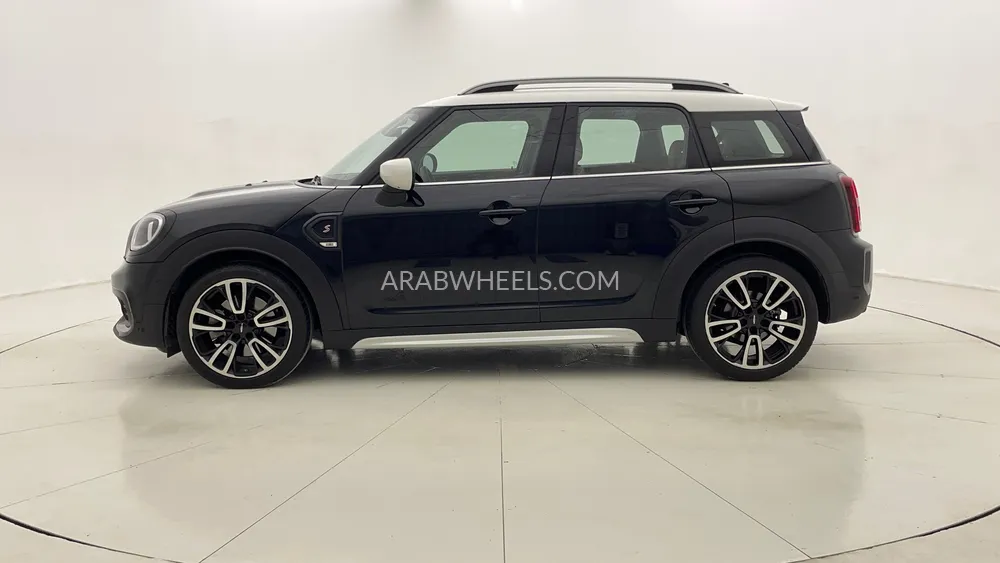 ميني كانتريمان 2023 for Sale in دبي Image-6