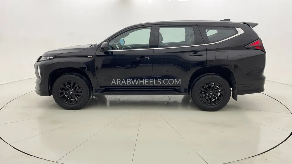 ميتسوبيشي مونتيرو سبورت 2022 for Sale in دبي Image-6