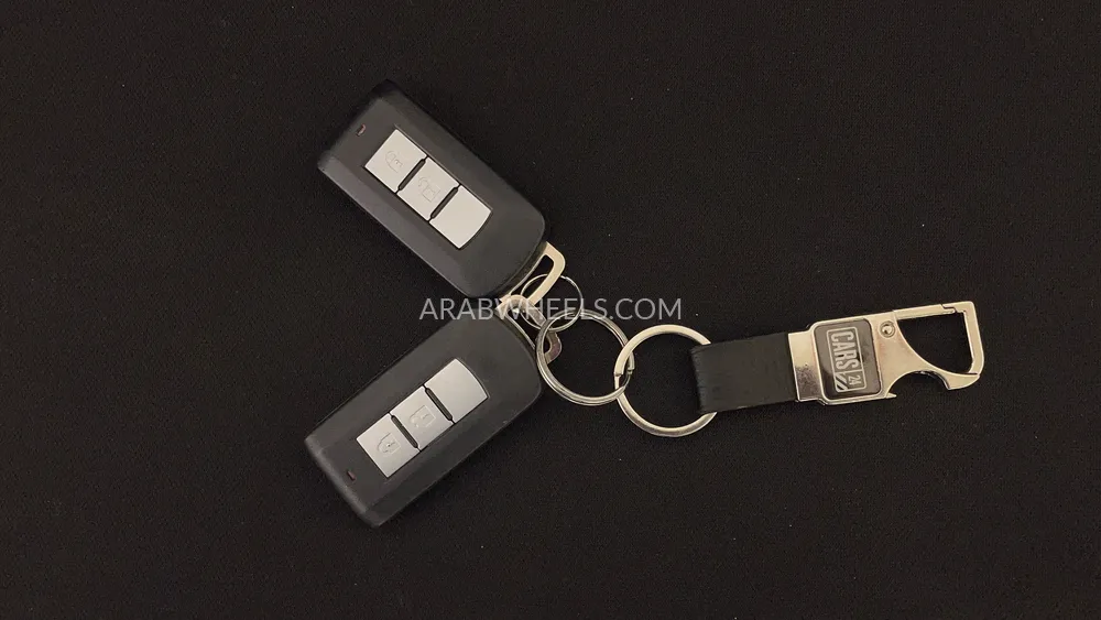 ميتسوبيشي مونتيرو سبورت 2022 for Sale in دبي Image-29