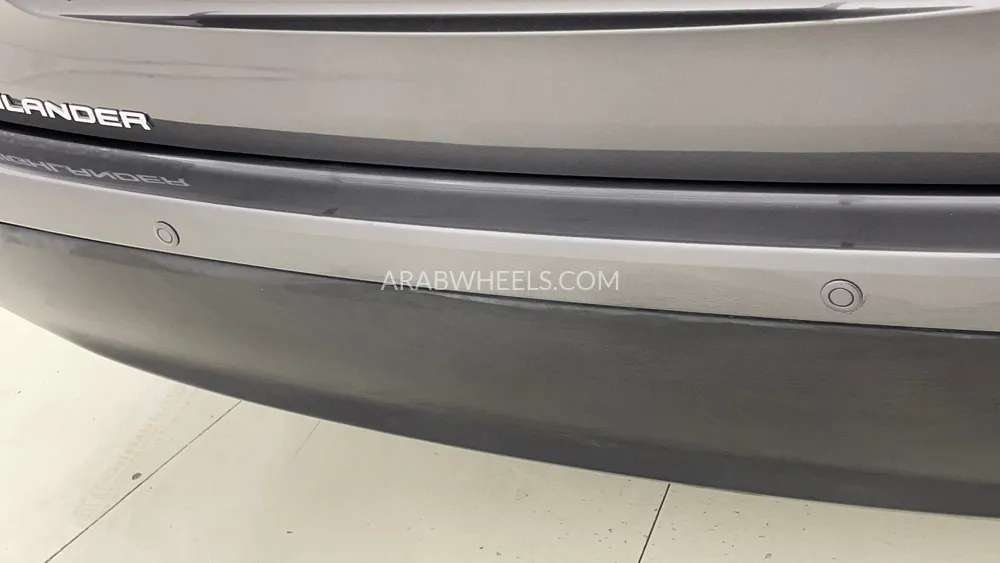 Toyota Highlander 2023 for Sale in Dubai Image-30