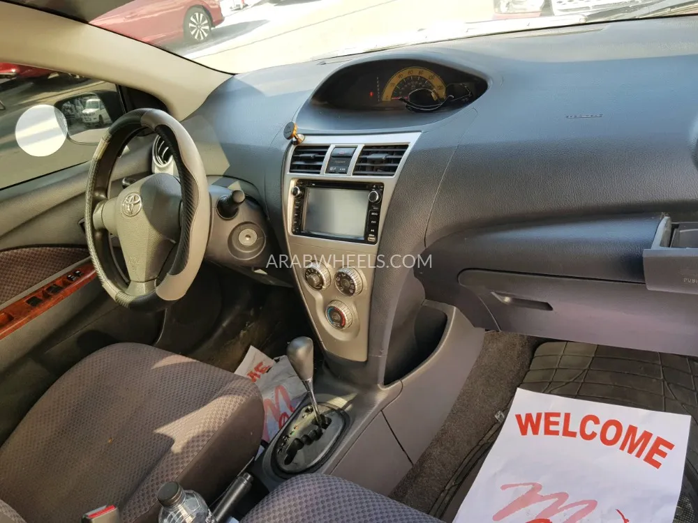 تويوتا يارس 2007 for Sale in دبي Image-8