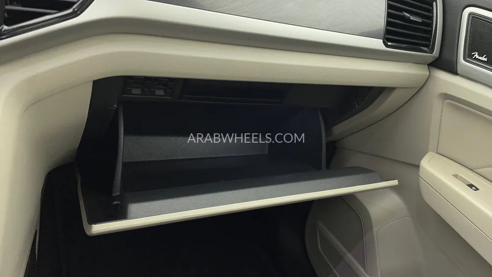 Volkswagen Teramont 2022 for Sale in Dubai Image-35