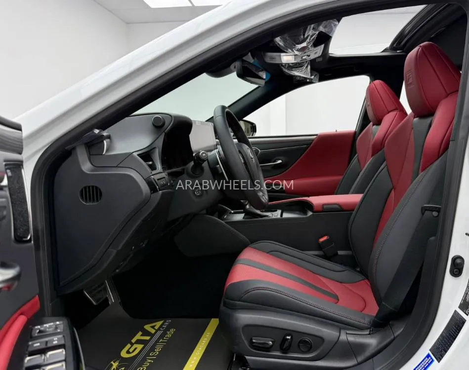 Lexus ES 2025 for Sale in Dubai Image-14