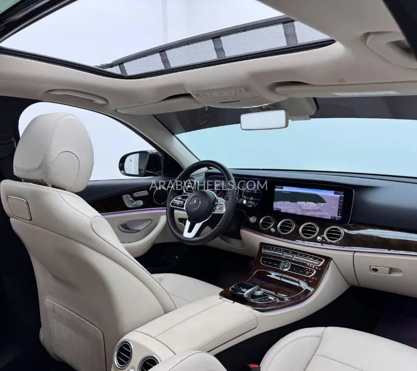 مرسيدس بنز كلاس E 2020 for Sale in دبي Image-17