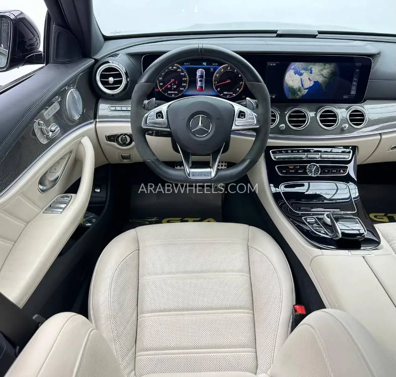 Mercedes Benz E Class 2018 for Sale in Dubai Image-8