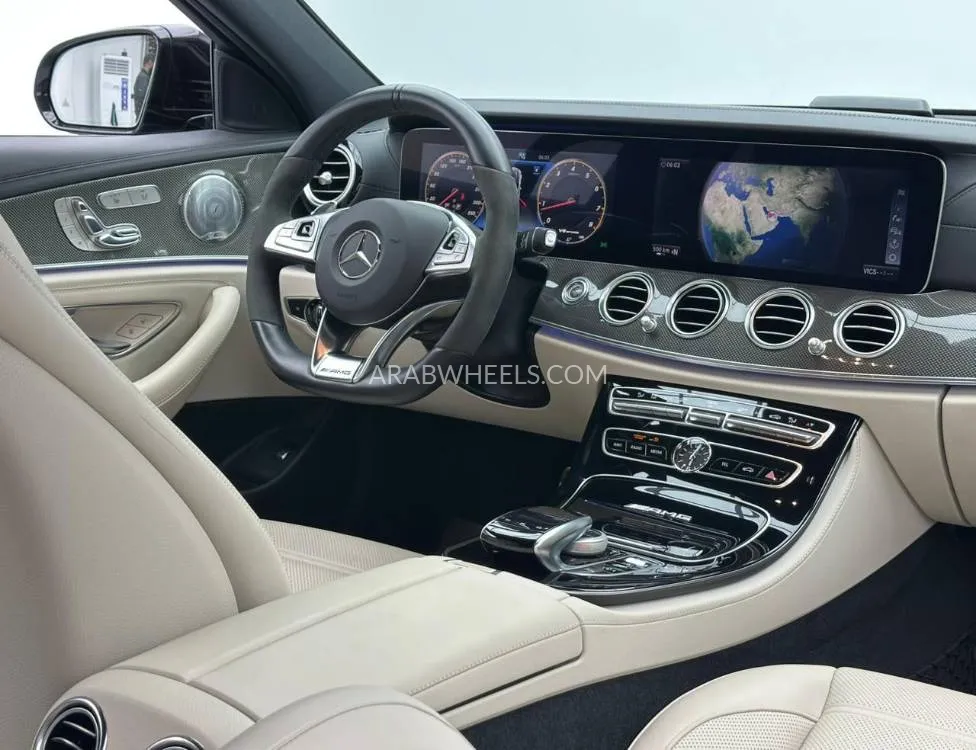 Mercedes Benz E Class 2018 for Sale in Dubai Image-11