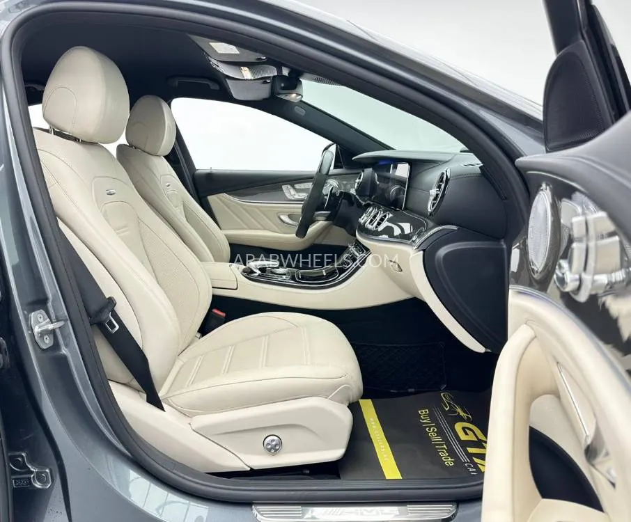 Mercedes Benz E Class 2018 for Sale in Dubai Image-16