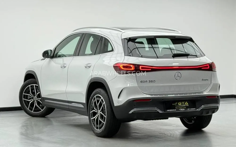 مرسيدس بنز EQA 2023 for Sale in دبي Image-6