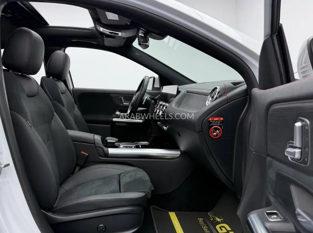 مرسيدس بنز EQA 2023 for Sale in دبي Image-9