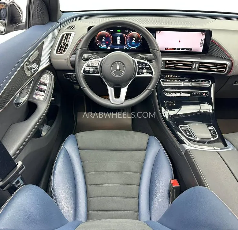 مرسيدس بنز EQC 2022 for Sale in دبي Image-8