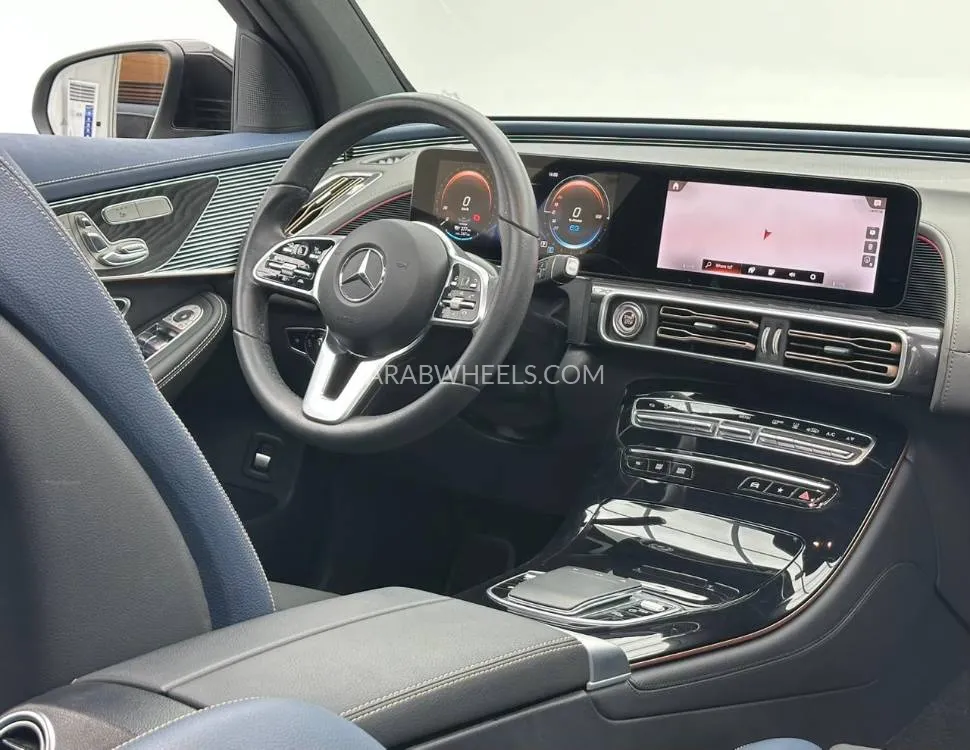مرسيدس بنز EQC 2022 for Sale in دبي Image-11