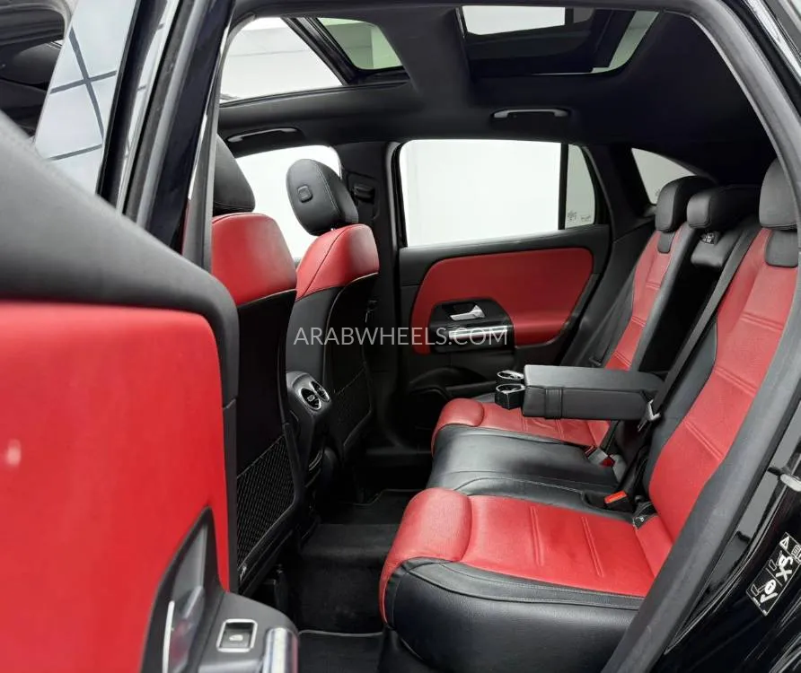 Mercedes Benz GLA 2022 for Sale in Dubai Image-17