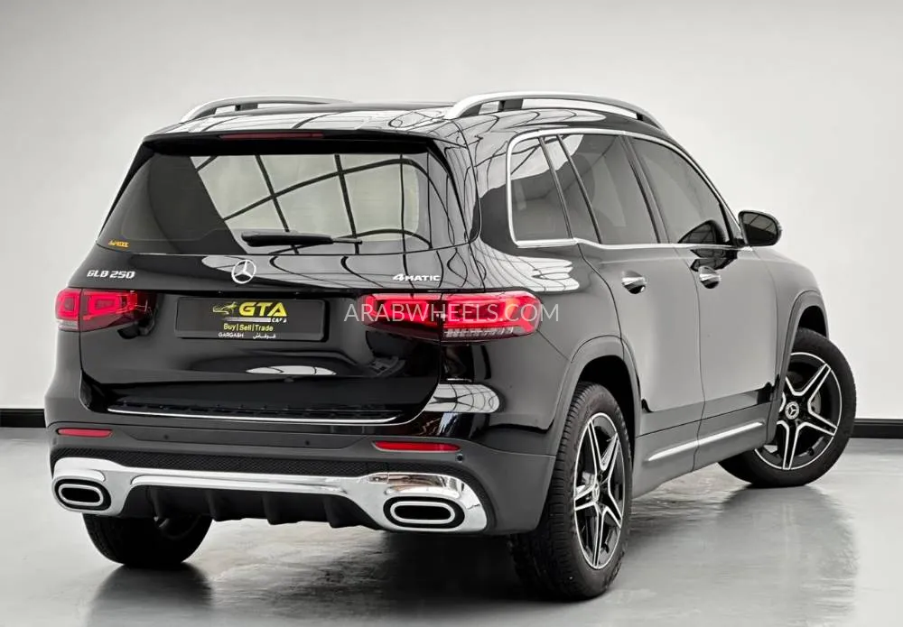 Mercedes Benz GLB 2021 for Sale in Dubai Image-4