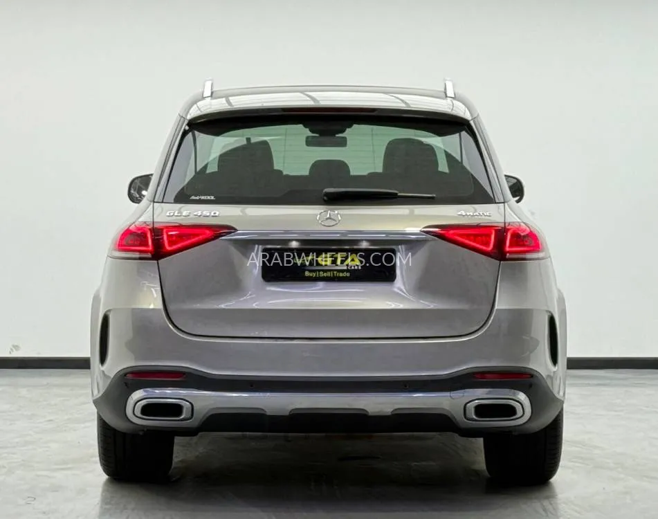 Mercedes Benz GLE Class 2022 for Sale in Dubai Image-5