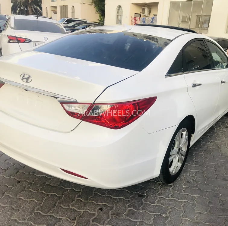 هيونداي سوناتا 2011 for Sale in عجمان Image-10