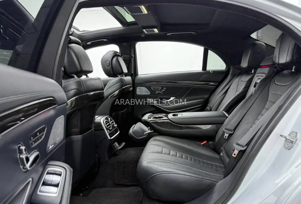 Mercedes Benz CLS Class 2019 for Sale in Dubai Image-2