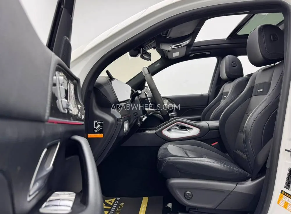 مرسيدس بنز GLE Class 2022 for Sale in دبي Image-2